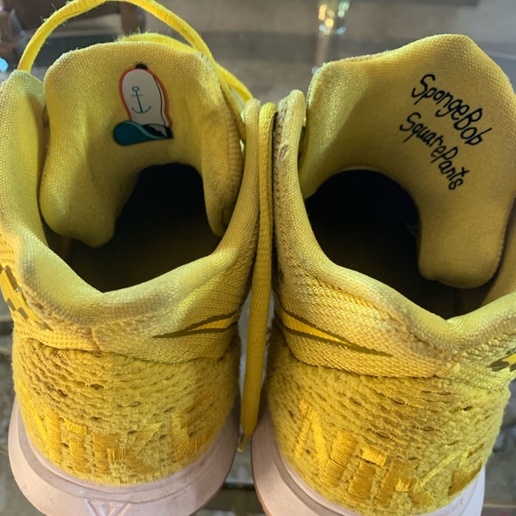 Nike/Kyrie Irving Shoes Spongebob Sneakers Kyrie Irving Limited